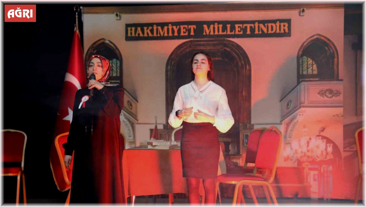 Ağrı'da İstiklal Marşı'nın kabulü ve Mehmet Akif Ersoy'u Anma Günü kutlandı