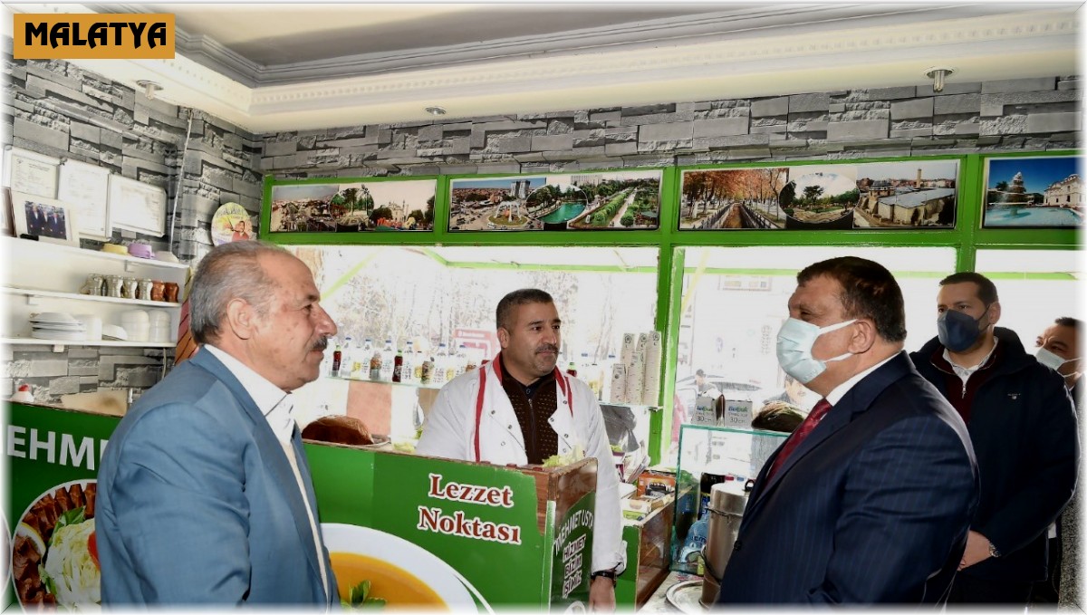 Başkan Gürkan'dan esnaf ve vatandaşlara ziyaret