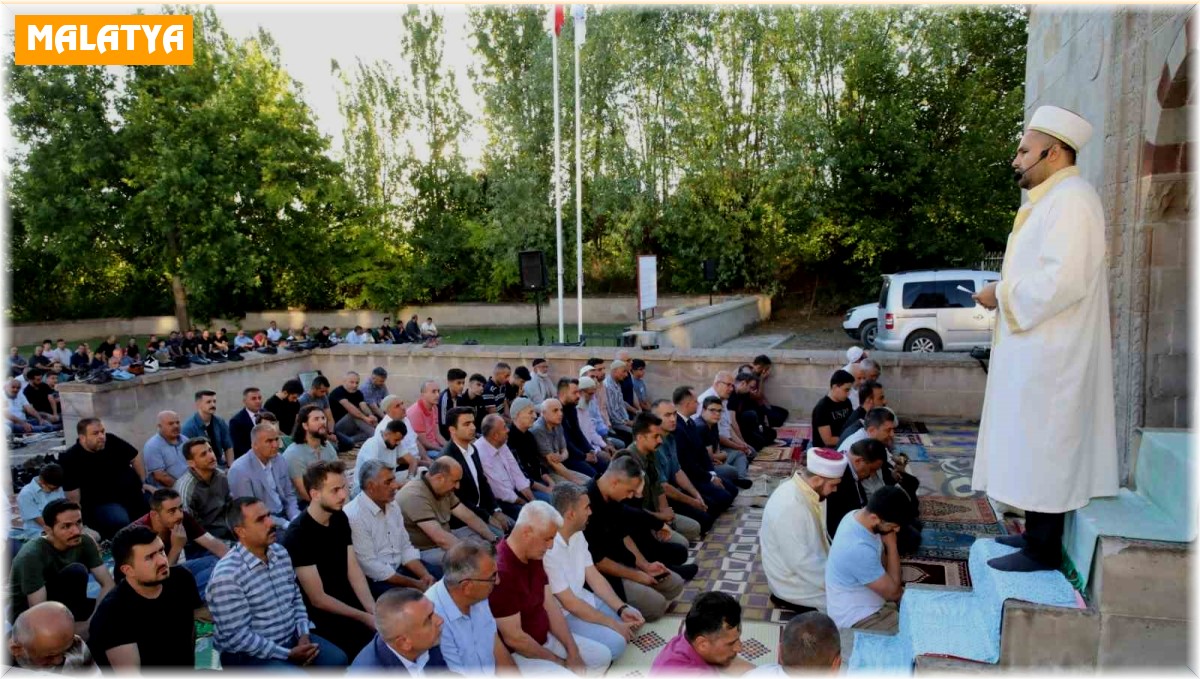 Battalgazi'de Kurban Bayramı Namazı Namazgah'ta kılındı