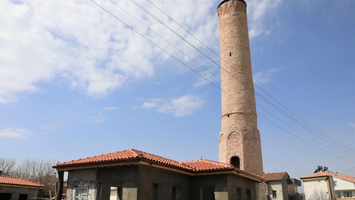 Battalgazi'deki tarihi mekanlarda restorasyon çalışmaları sürüyor