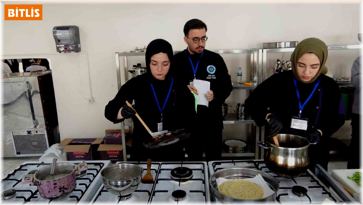 Bitlis'te 'Gastronomi Festivali ve Yemek Yarışması' düzenlendi