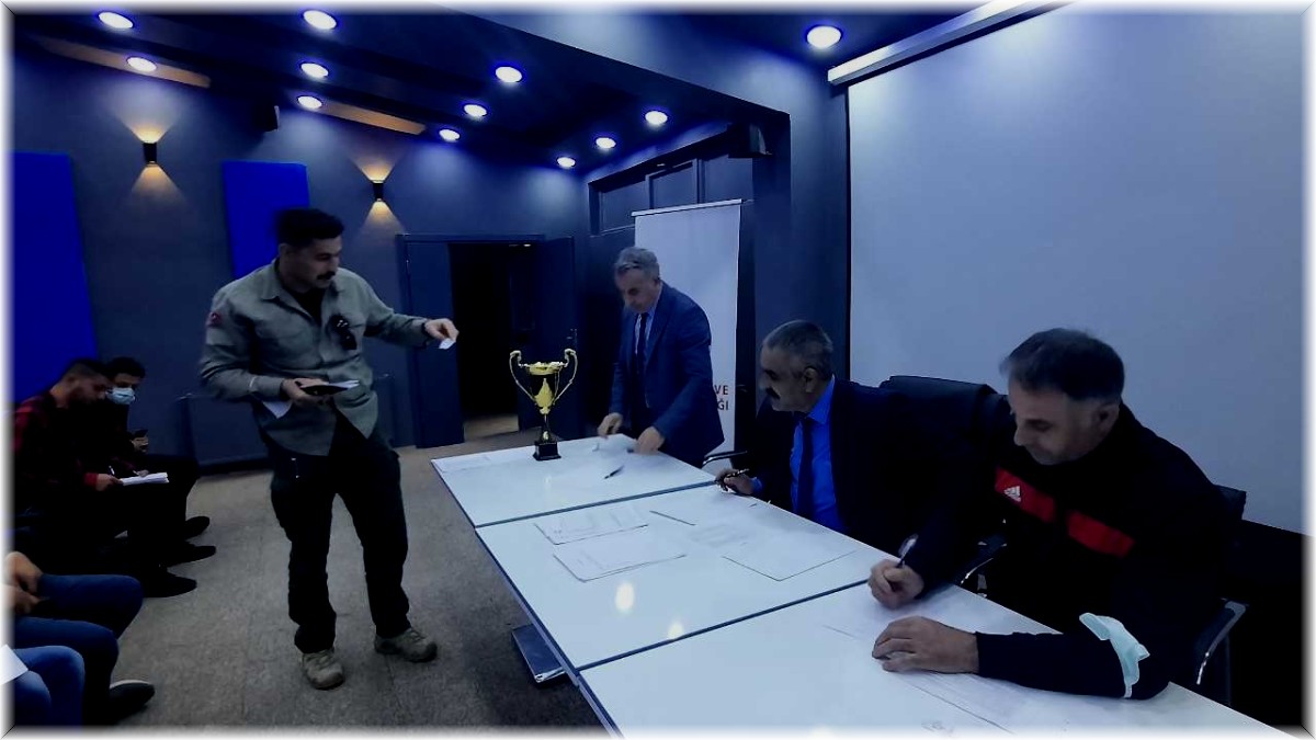 Eleşkirt'te Kurumlar Arası Voleybol Turnuvası Kura Çekimi Yapıldı