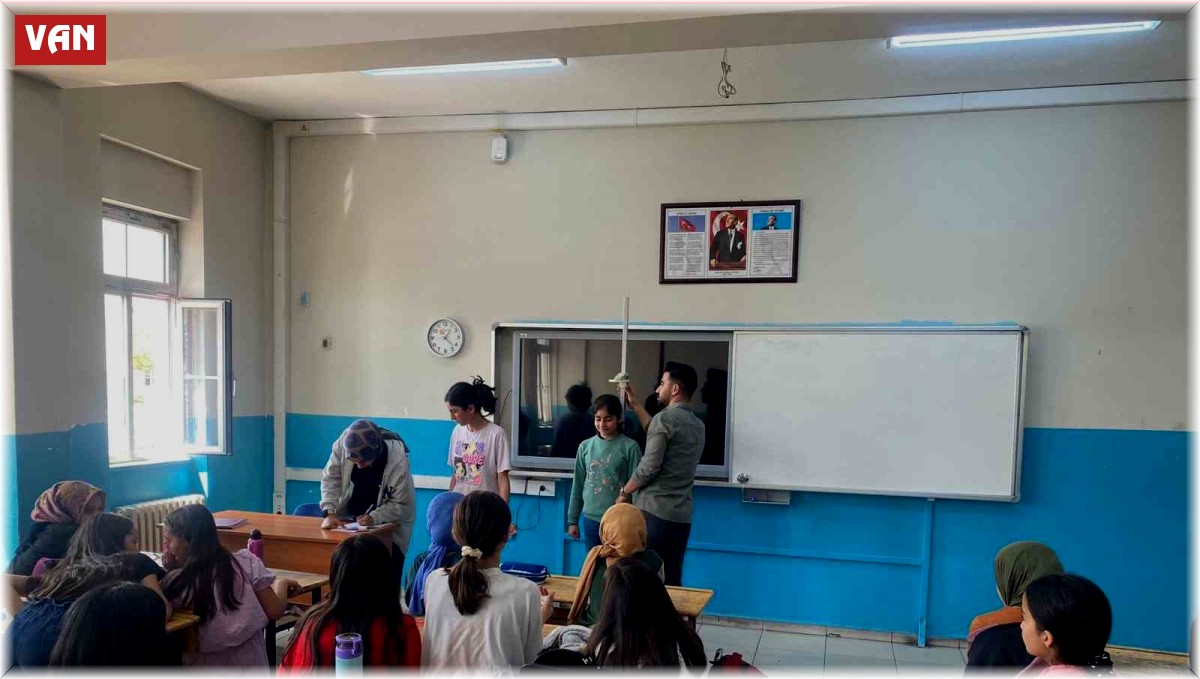 Erciş'te öğrencilere sağlık taraması yapıldı