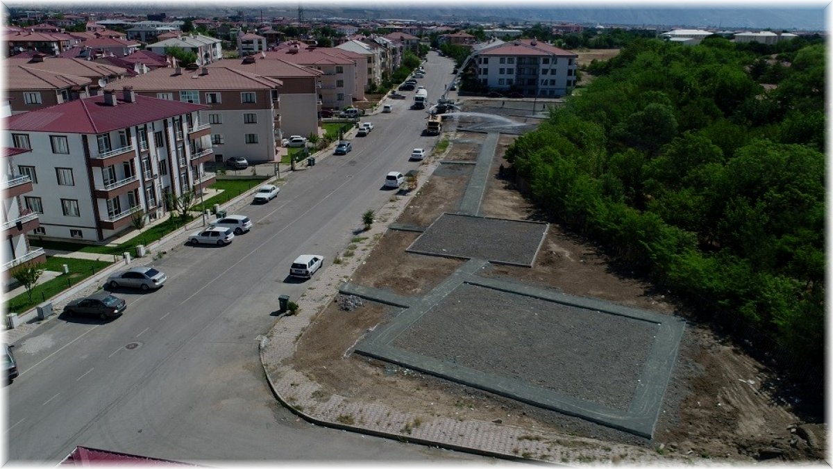 Erzincan'da mahallelere yeni parklar