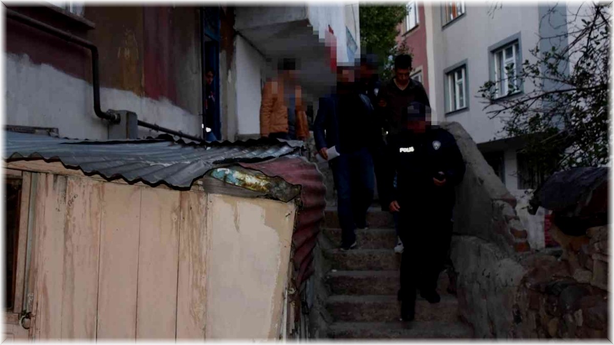 Erzurum'da çeşitli suçlardan yakalanan 95 şüpheliden 23' ü tutuklandı