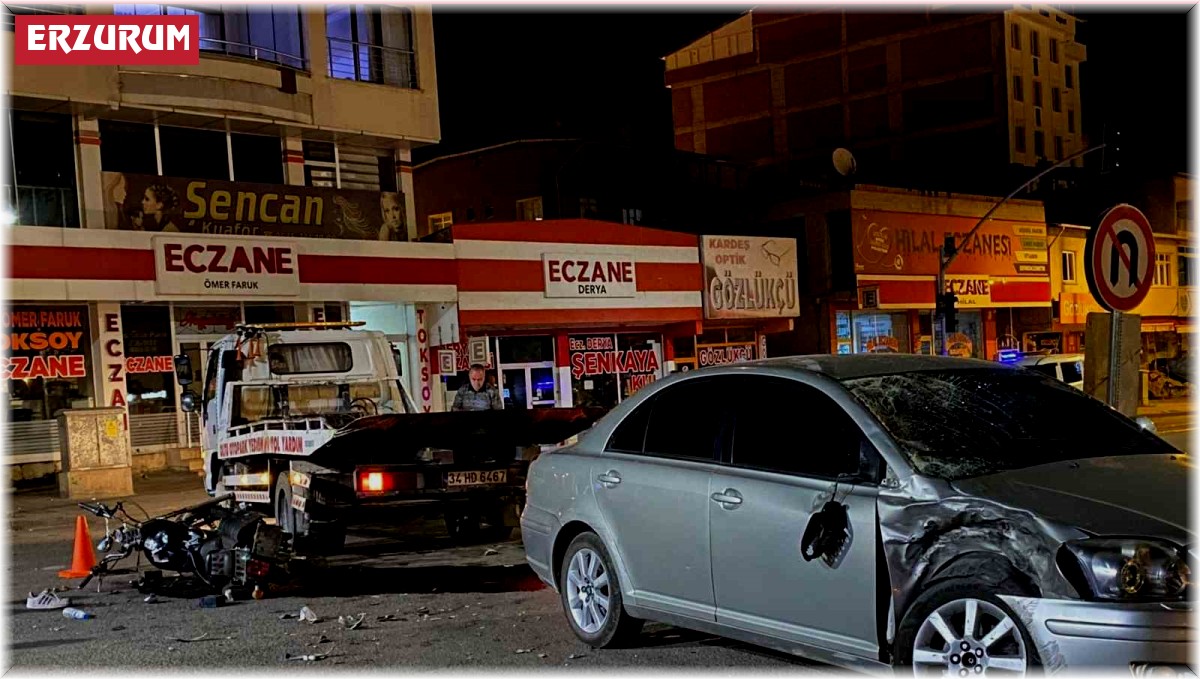 Erzurum'da motosiklet otomobille çarpıştı: 1 ölü 1 yaralı