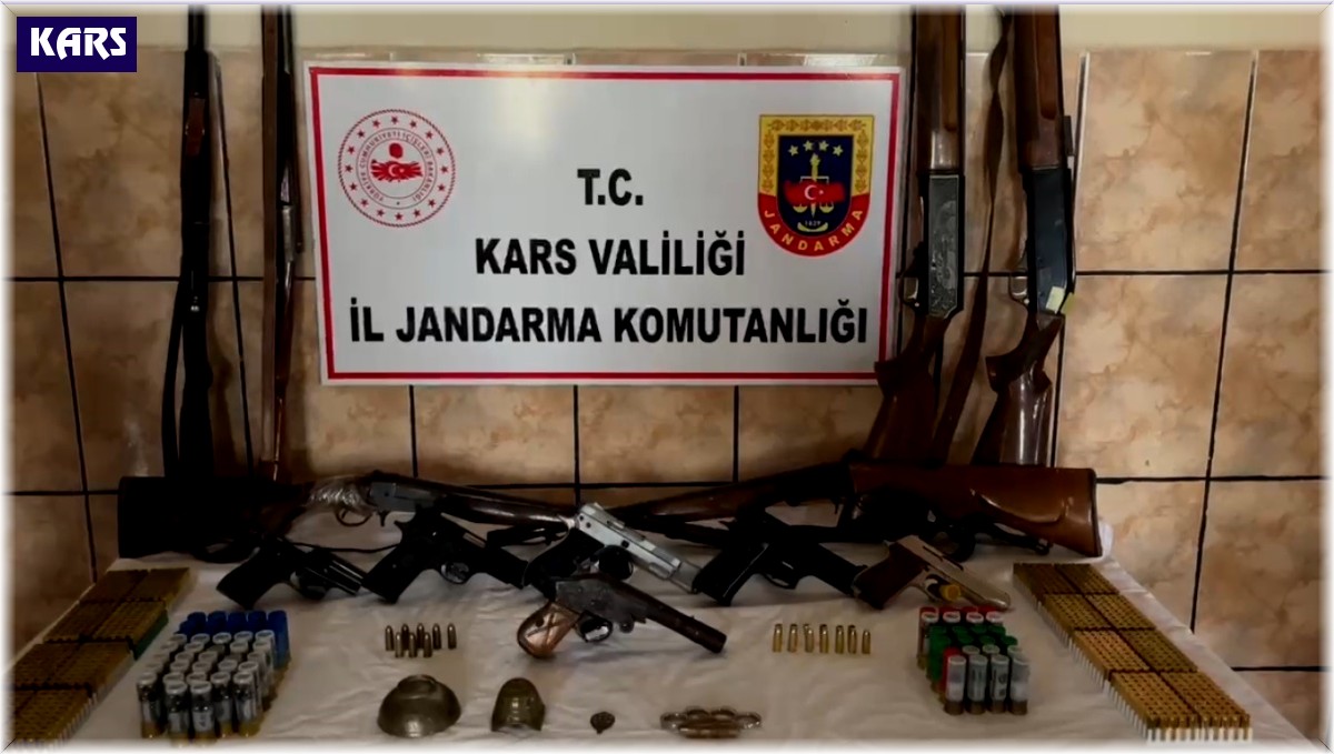 Kars'ta silah ve tarihi eser kaçakçılarına operasyon