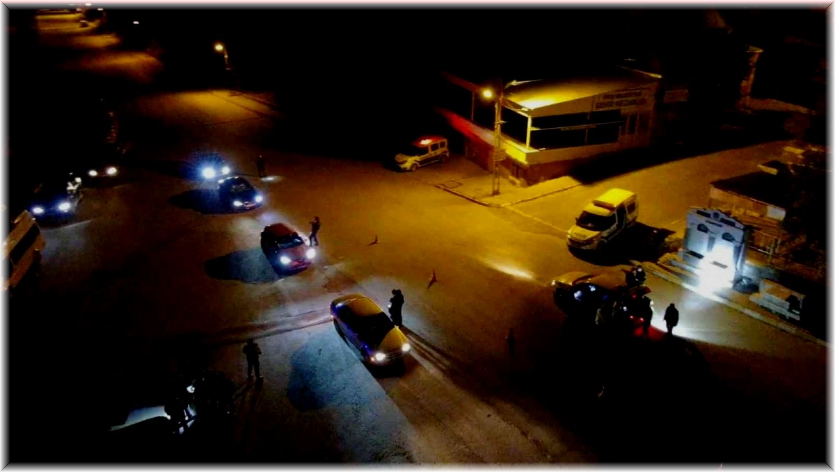 Muş polisi huzur ve güven için gece gündüz sokaklarda