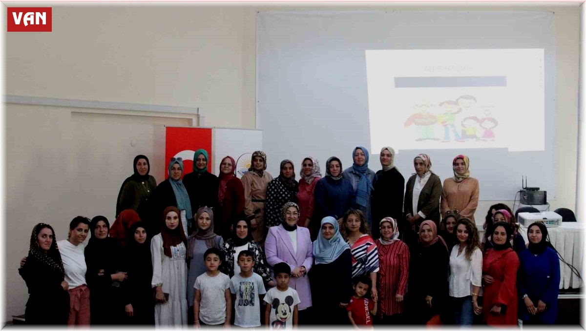 Van Büyükşehir'den 'Aile içi iletişim' semineri