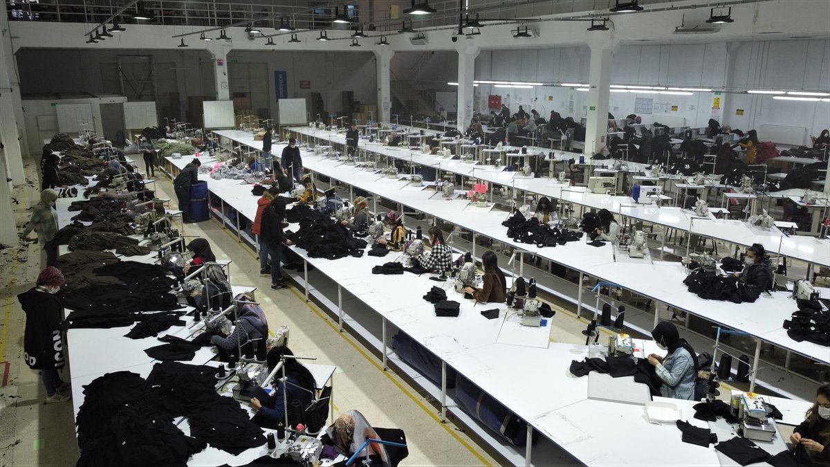 Van'da kurulacak Tekstilkent'e yatırımcılardan yoğun talep
