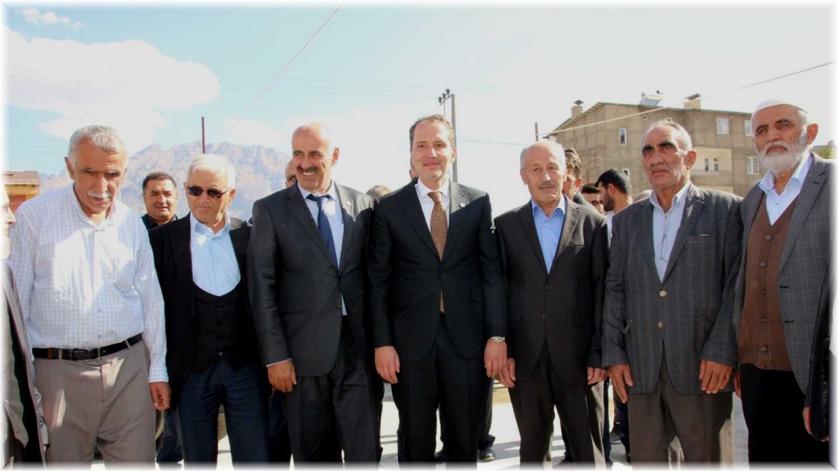 Yeniden Refah Partisi Genel Başkanı Fatih Erbakan Hakkari'de