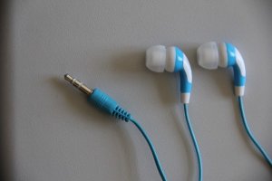 kulaklıkla müzik dinlemek zararları