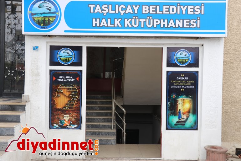 Ağrı Valisi Süleyman Elban, Taşlıçay'da kütüphane açılışına katıldı