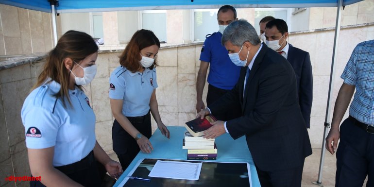 Malatya ve Şanlıurfa'da ceza infaz kurumu kütüphaneleri için kitap bağışı kampanyası başlatıldı