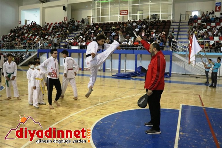 Ağrı'da Yaz Spor Okulları ve Engelsiz Spor Okulları açıldı