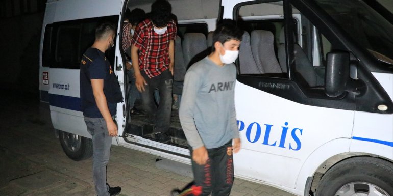 Erzincan'da 6 düzensiz göçmen yakalandı