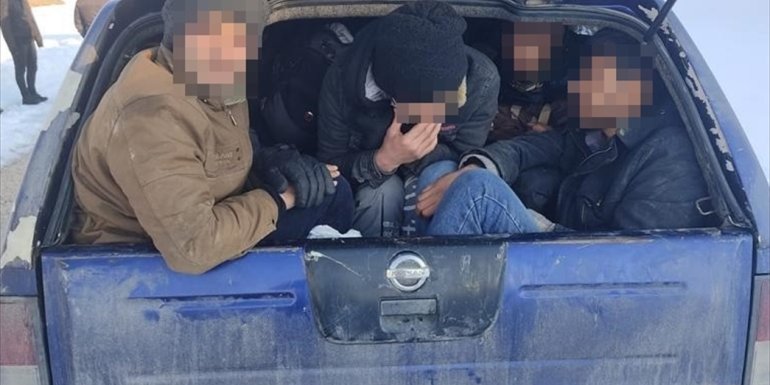 Van'da 18 düzensiz göçmen yakalandı