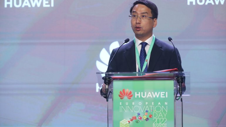 Huawei Macaristan'da Avrupa'daki inovatif çalışmalarını anlattı