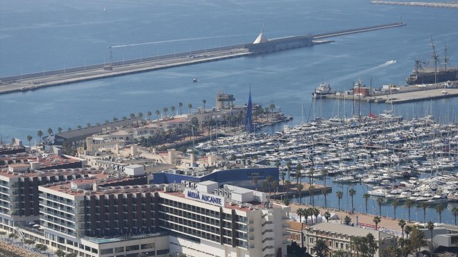 Global Yatırım Holding, İspanya'daki Alicante Kruvaziyer Limanı'nı portföyüne katacak