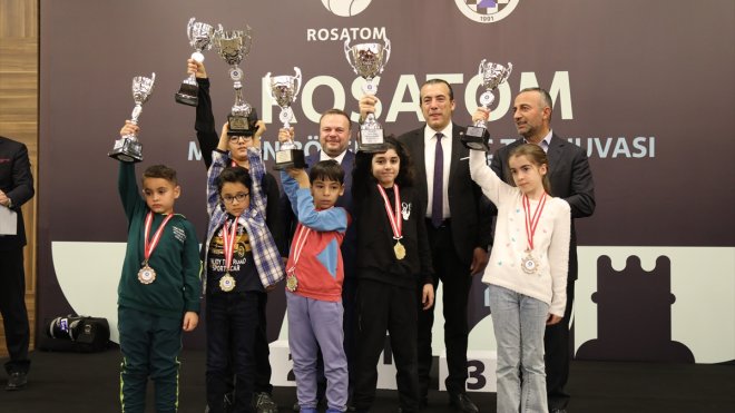 Rosatom Mersin Bölge Satranç Turnuvası'nda şampiyonlar belli oldu