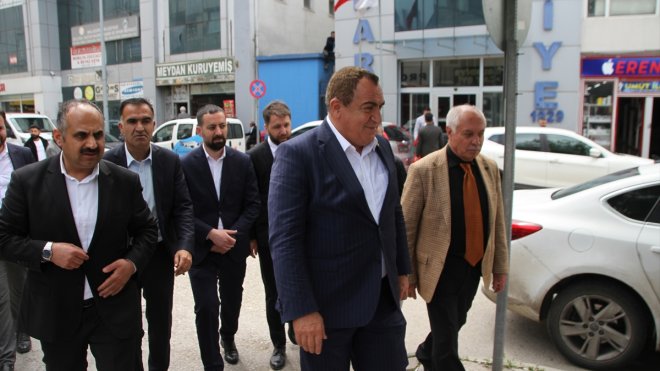 AK Parti Muş Milletvekili Şimşek, Malazgirt'i ziyaret etti