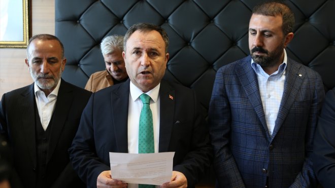 CHP Bitlis Belediye Başkan adayı Soyugüzel, AK Parti'ye katıldı