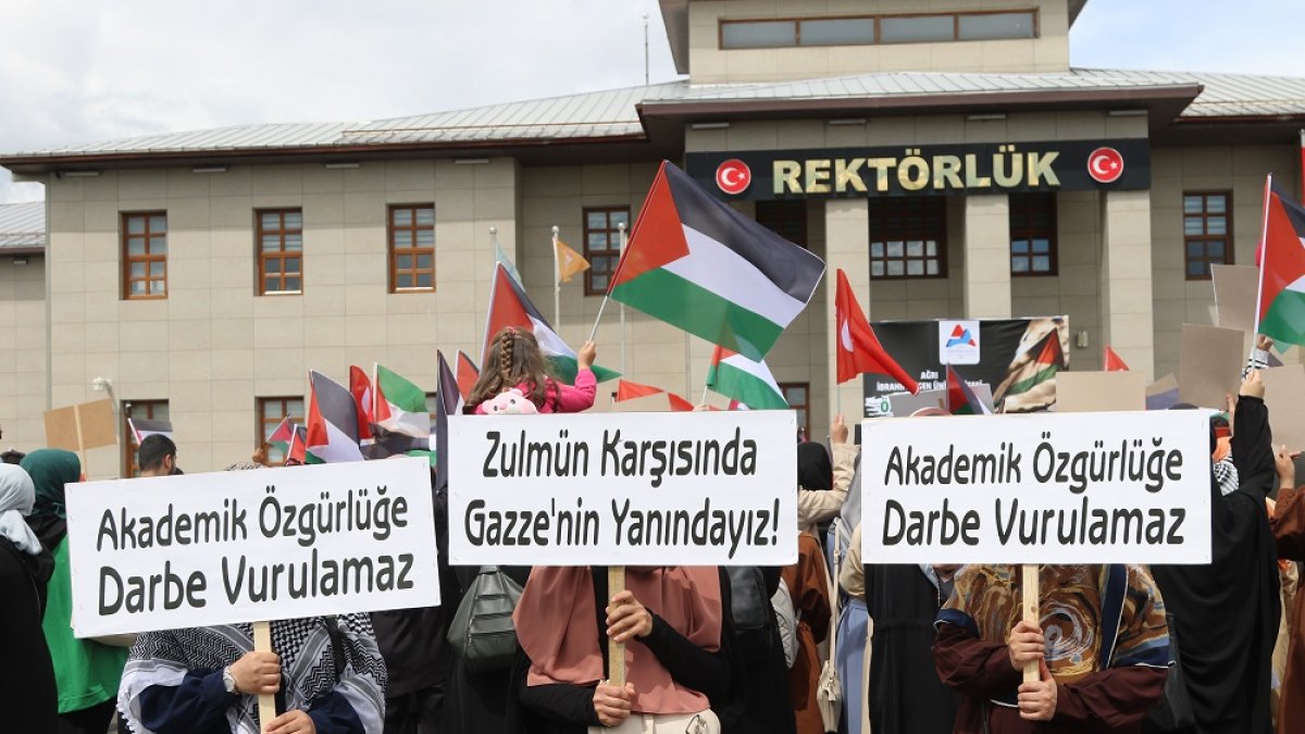 Ağrı'da üniversite öğrencileri İsrail'in Gazze'ye yönelik saldırılarını protesto etti