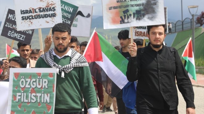 Iğdır Üniversitesi öğrencilerinden Filistin'e destek yürüyüşü
