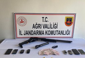 Ağrı ve Çevre İllerde Hayvan Hırsızlığı İddiası: 5 Şüpheli Yakalandı
