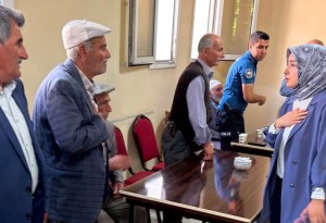 Taşlıçay Kaymakamı Kübra Baka Kılıç Yassıkaya Köyünde Bahattin Taşdemir'in Taziyesine Katıldı