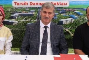Rektör İlhami Gülçin'den Adaylara Güçlü Mesaj: Neden Ağrı İbrahim Çeçen Üniversitesi?
