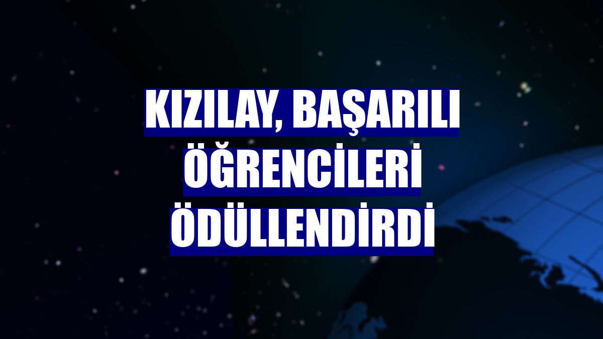 Kızılay, başarılı öğrencileri ödüllendirdi