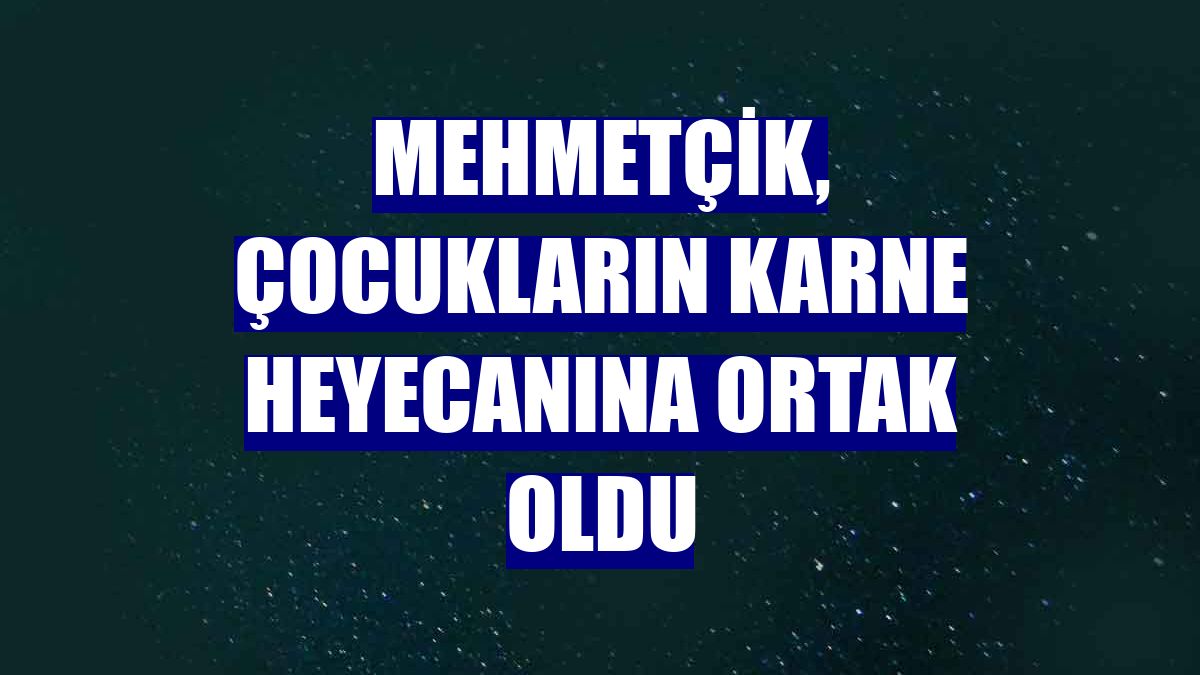 Mehmetçik, çocukların karne heyecanına ortak oldu