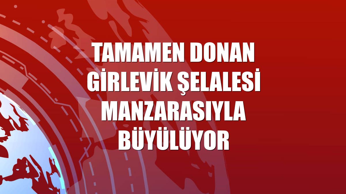 Tamamen donan Girlevik Şelalesi manzarasıyla büyülüyor