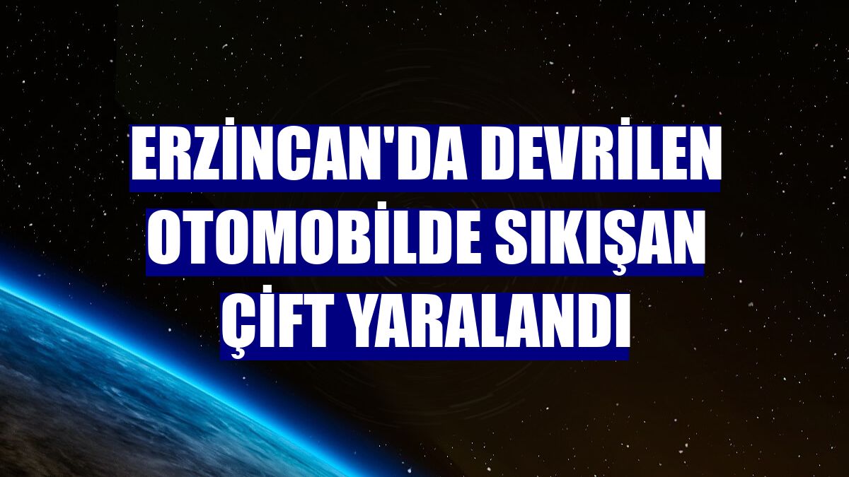 Erzincan'da devrilen otomobilde sıkışan çift yaralandı