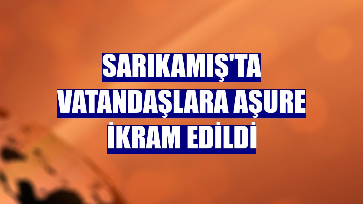 Sarıkamış'ta vatandaşlara aşure ikram edildi