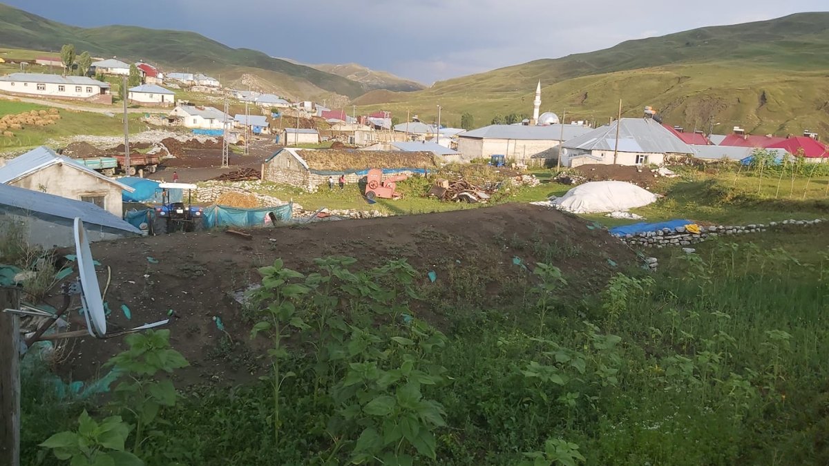 Eleşkirt Akyumak Köyü Kürtçe İsmi Nedir?