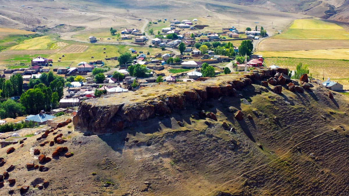 Toklucak Kalesi