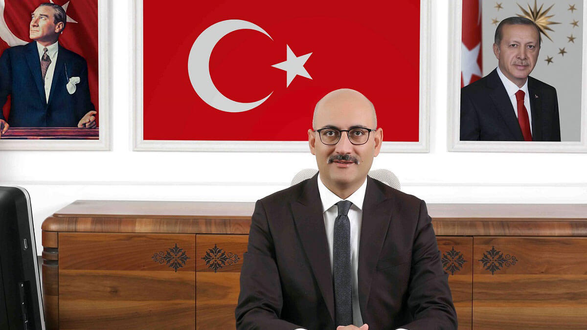 İhsan Emre Aydın