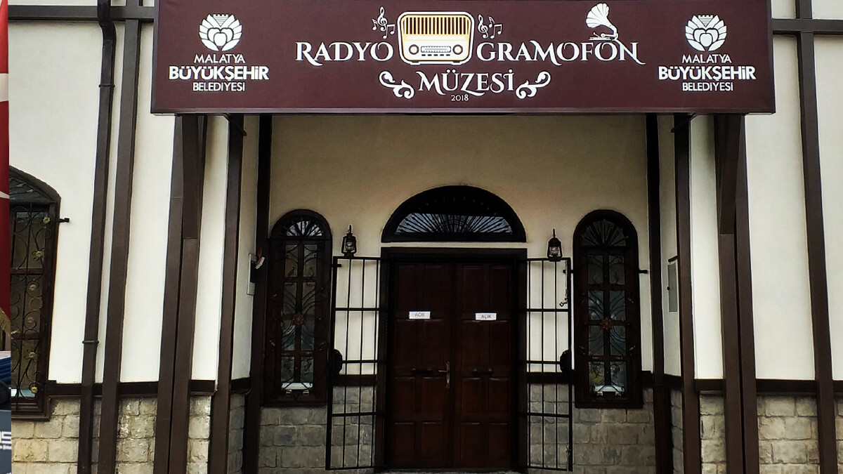 Radyo ve Gramofon Müzesi