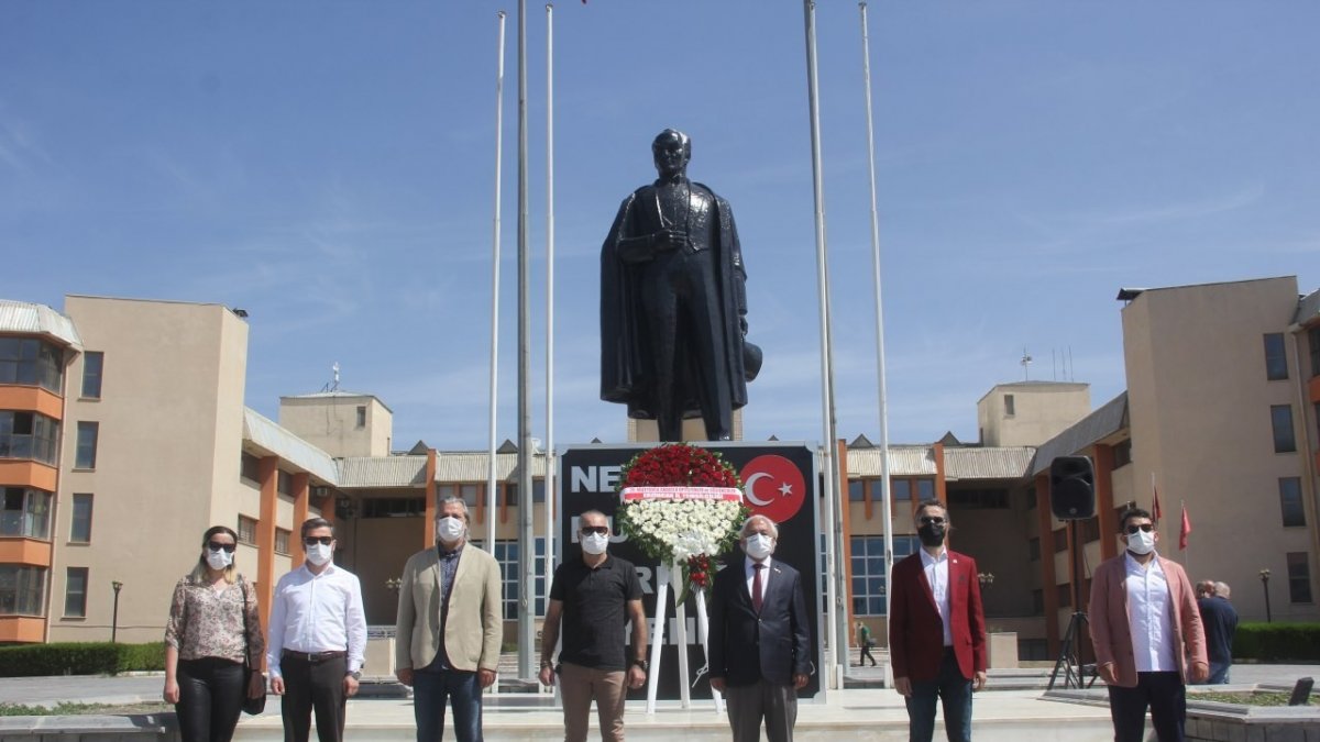1 Haziran Gözlükçüler ve Optisyenler Günü Erzincan'da kutlandı