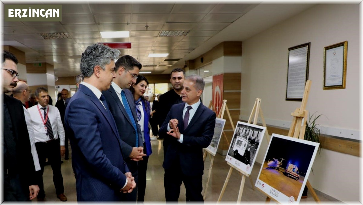 "100 Yıldır Aynı Aşk ve Heyecanla" temalı fotoğraf sergisi