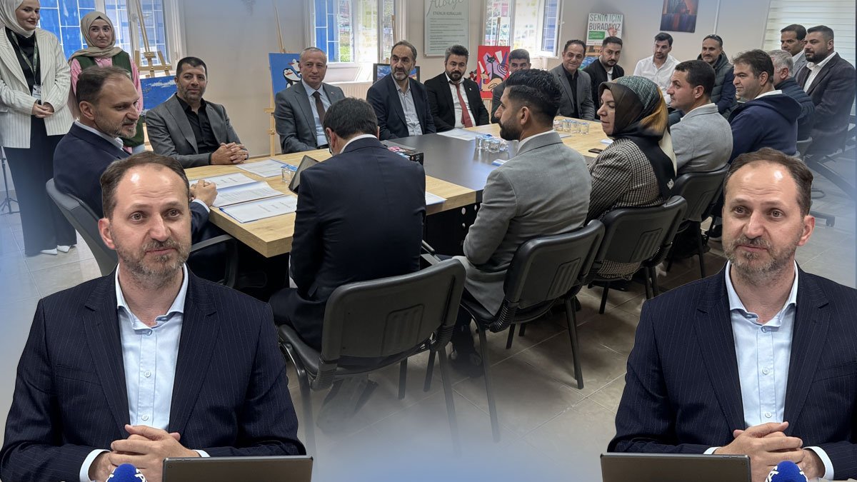 Ağrı'da konuşan Yeşilay Başkanı Mehmet Dinç: Bağımlı her genç, kaybedilmiş vatan toprağı gibidir