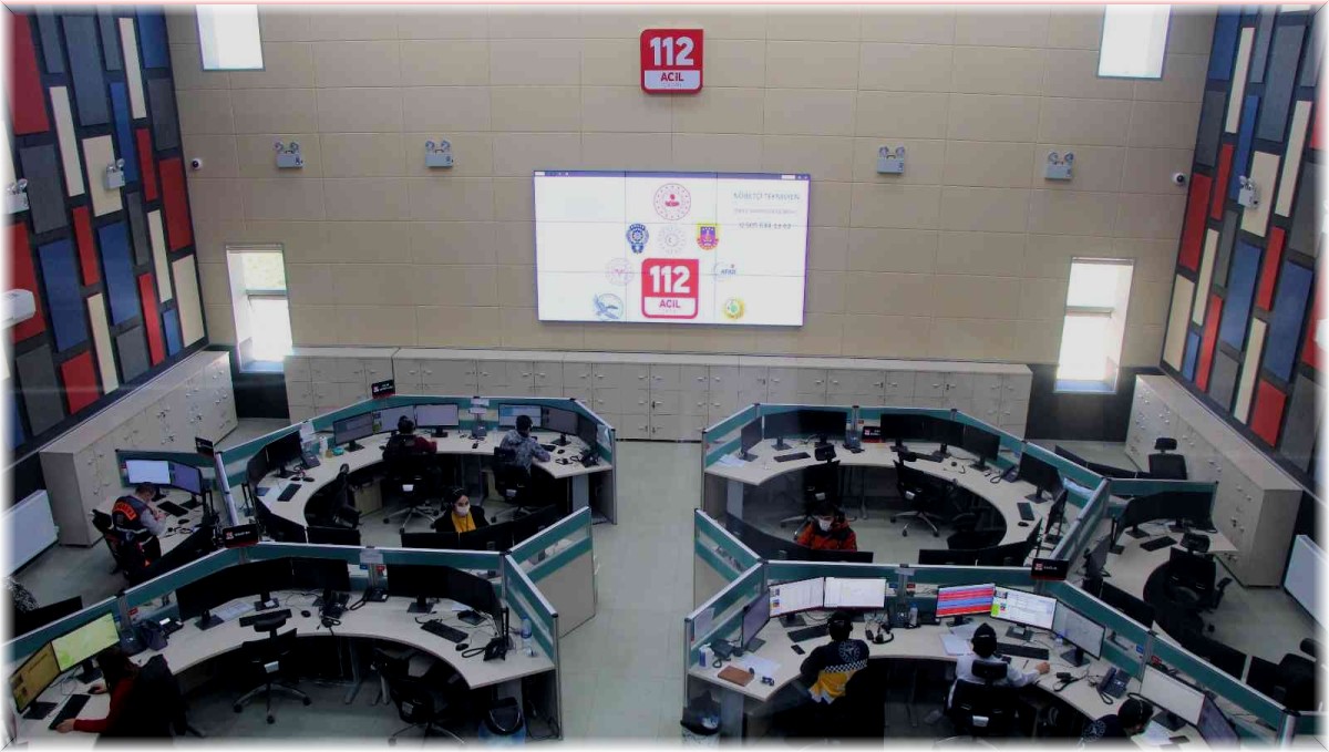 112'yi arayan vatandaş: "Sevgilimden ayrıldım, içim yanıyor itfaiyeyi bağlayın"