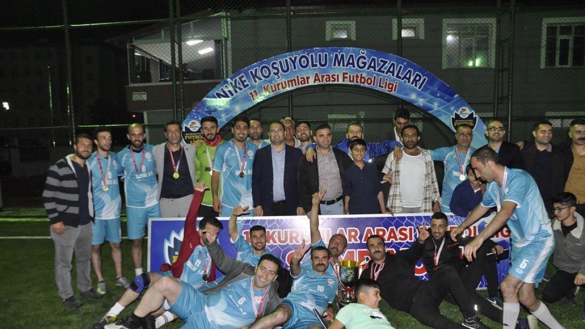11.Kurumlar Arası Futbol Ligin Şampiyonu Araştırma Hastanesi Oldu
