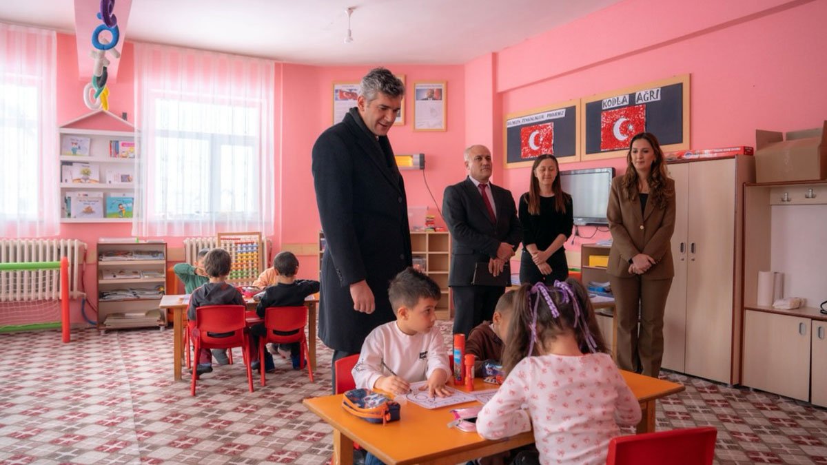 Diyadin Kaymakamı Furkan Korkusuz, Anaokulundaki Eğitimi Yerinde İnceledi