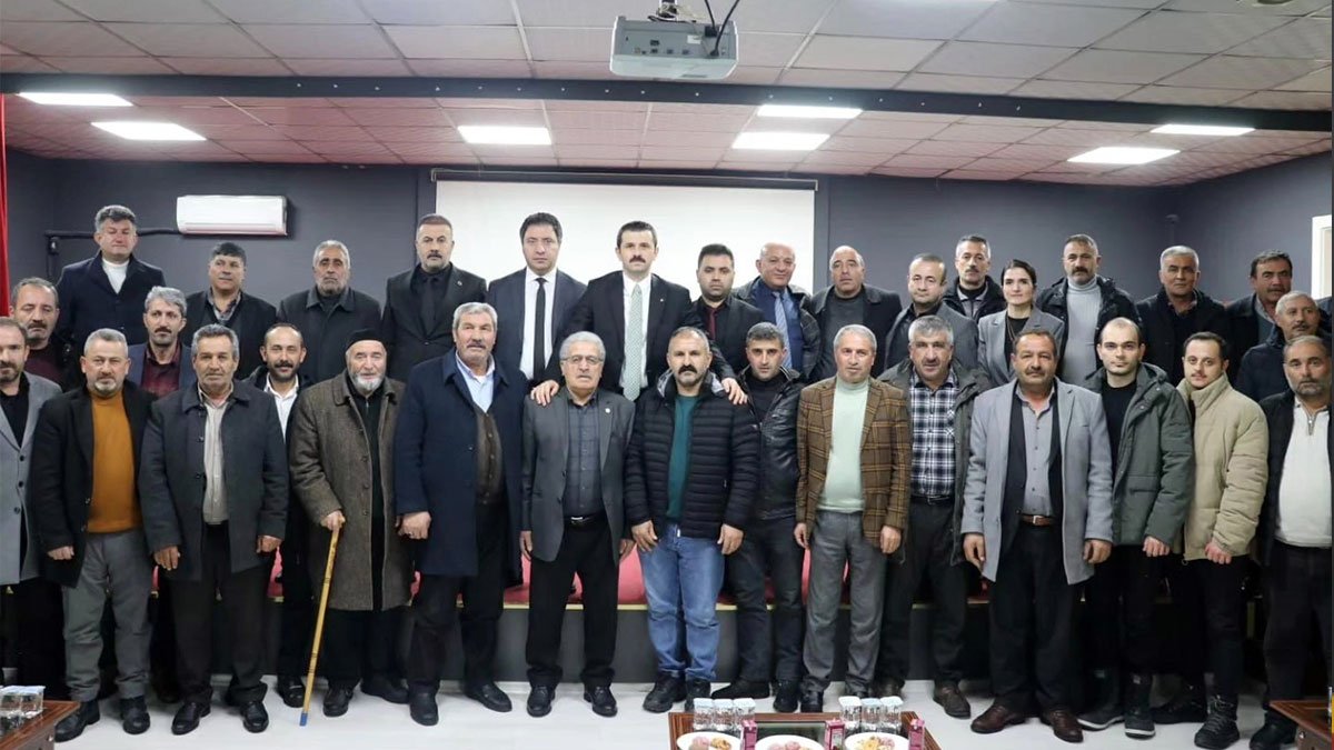 Tutak’ta şeker pancarı üretimi masaya yatırıldı, Çiftçilere destek süreci anlatıldı