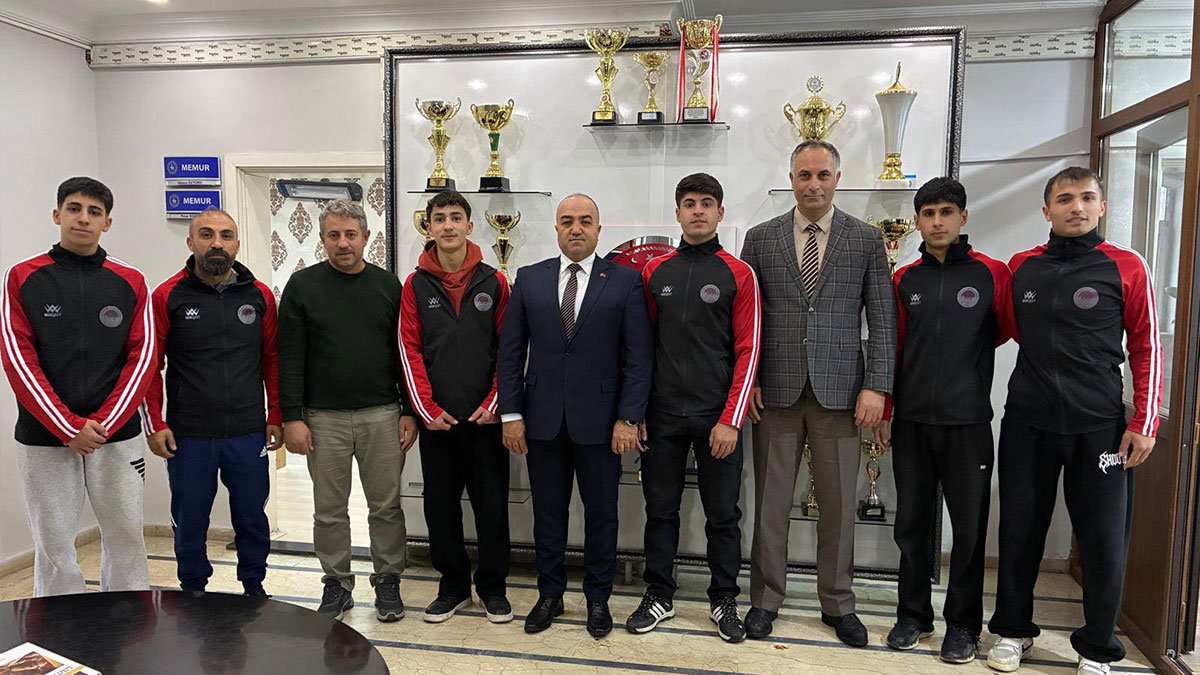 Ağrılı halterciler Türkiye Şampiyonası’ndan üç madalya ile döndü