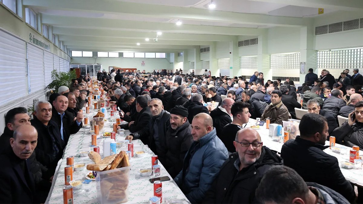 Ağrı Şeker Fabrikası’nda üreticiler ve protokol iftar programında buluştu