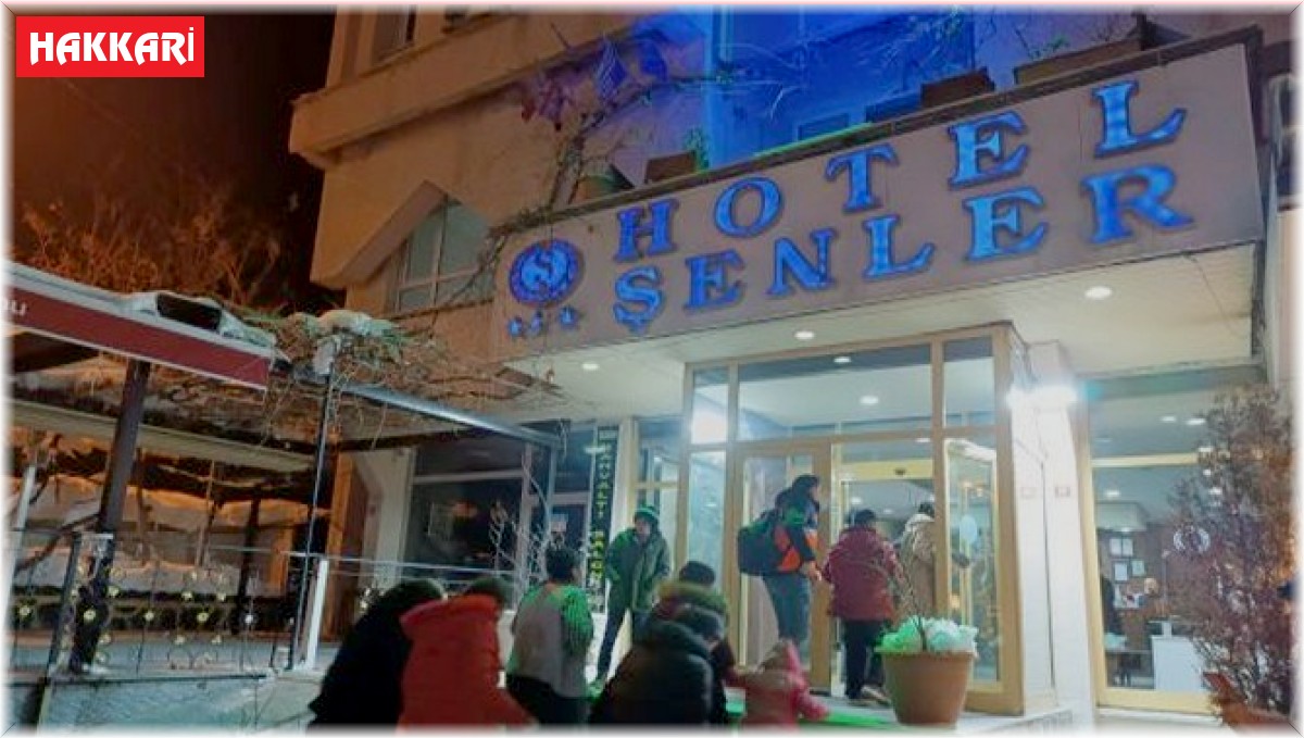 14 depremzede Hakkari'ye otele yerleştirildi